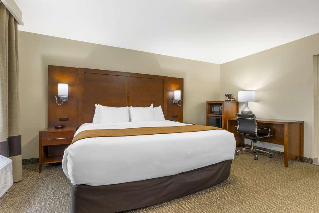 Comfort Inn South - Springfield Room photo